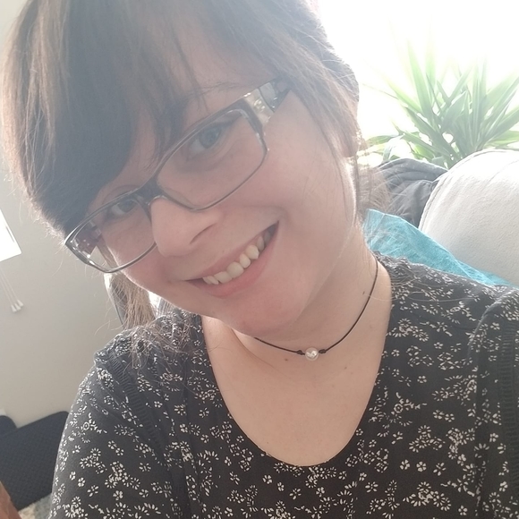 Meet your Posher, Vanessa - Picture 1 of 1